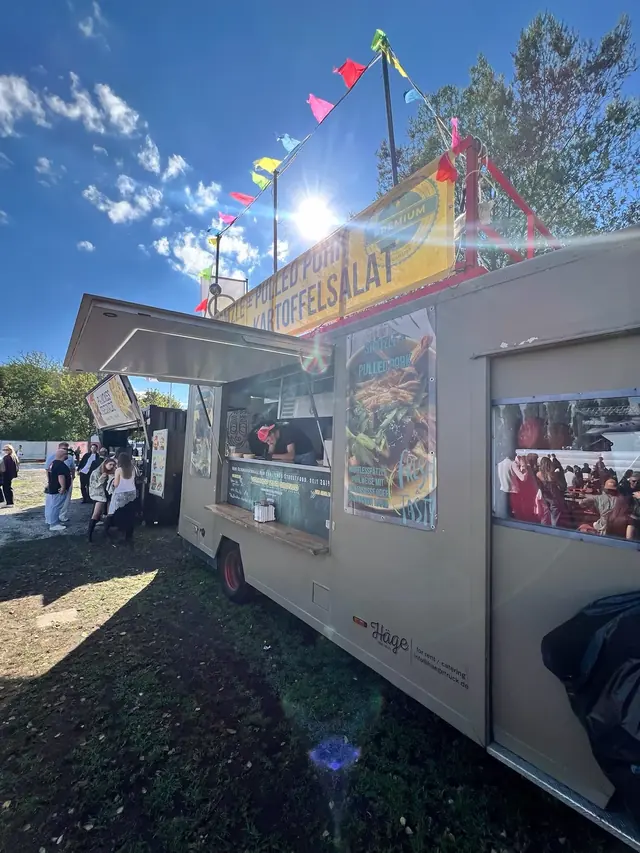 Häge Foodtruck auf einem Stadtfest